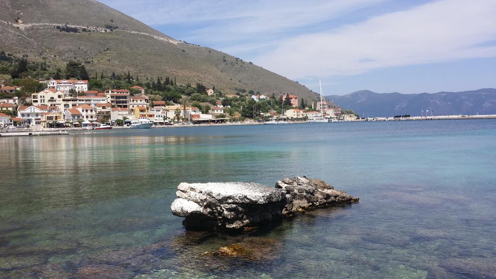 Olive Bay Hotel Agia Efimia Exterior photo