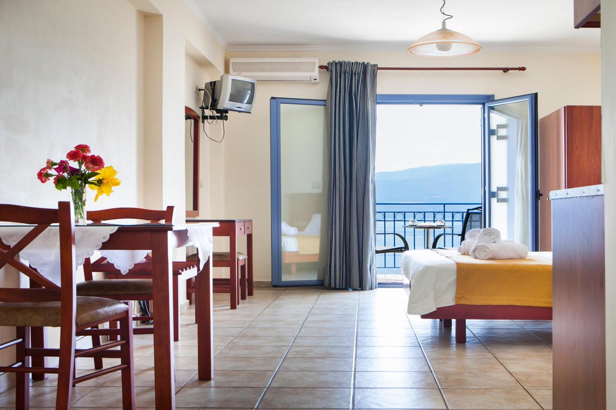 Olive Bay Hotel Agia Efimia Room photo
