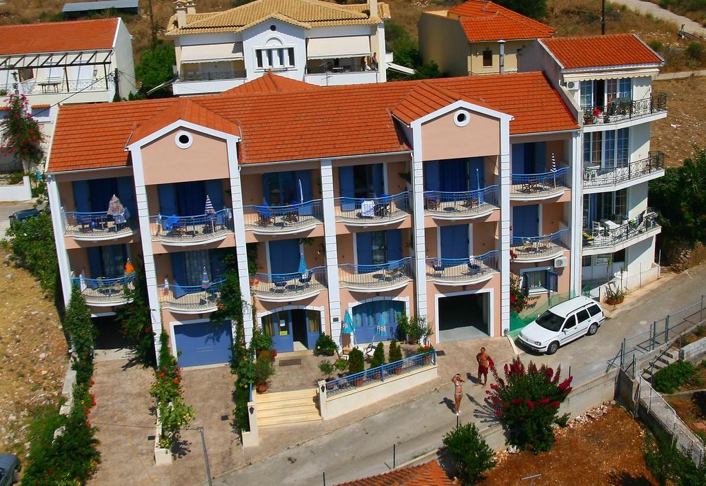 Olive Bay Hotel Agia Efimia Exterior photo