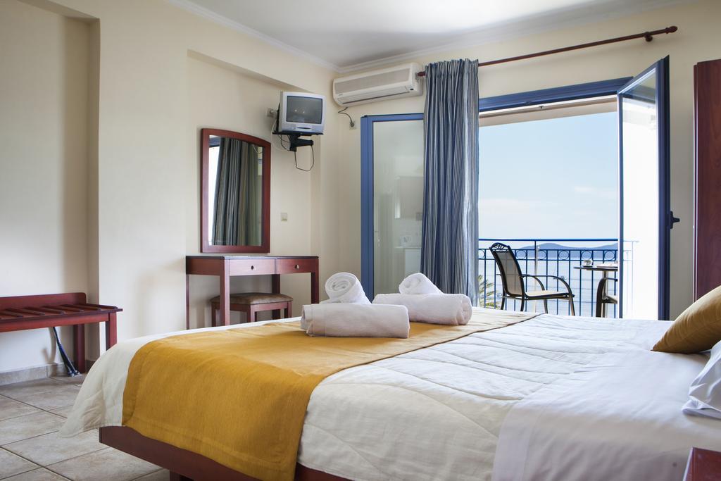 Olive Bay Hotel Agia Efimia Room photo